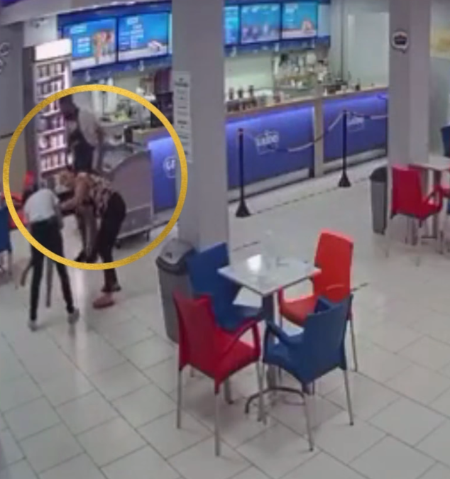 Trabajadora de heladería salvó a niña que se atragantó con chocolate