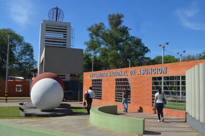 Universitarios retornarán a clases presenciales de manera gradual