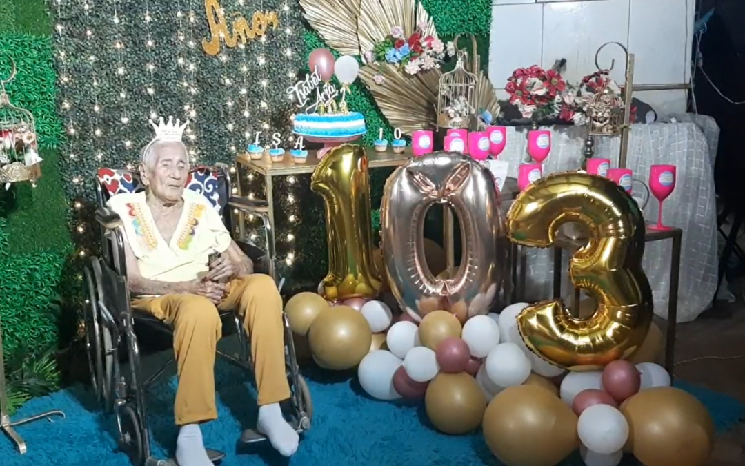 ¡En San Pedro, doña Isabel Arza festejó sus 103 años de vida!