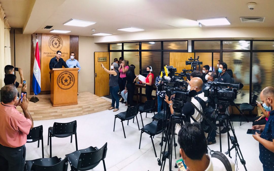 Senado: Buzarquis presenta proyecto para reducir costo del combustible