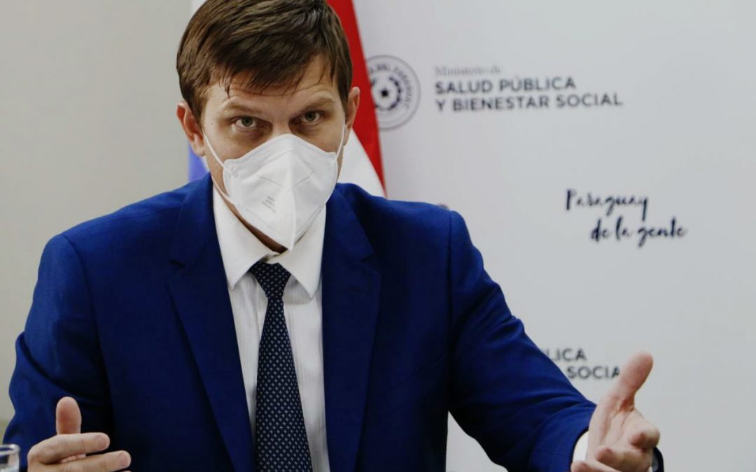 Brunetti renunció al MEC: “Servirle a mi país como ministro ha sido un orgullo”