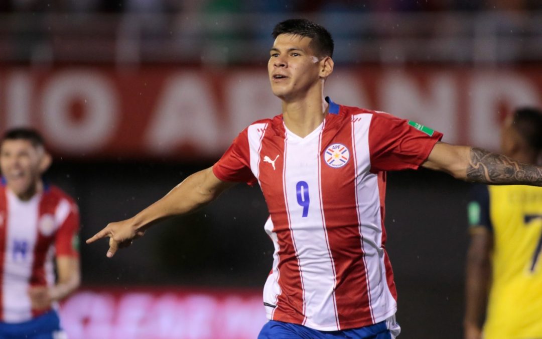 Dura lesión: Robert Morales sufrió rotura de ligamentos y meniscos