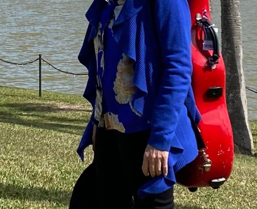 Berta Rojas sufre el robo de su emblemática guitarra en Estados Unidos