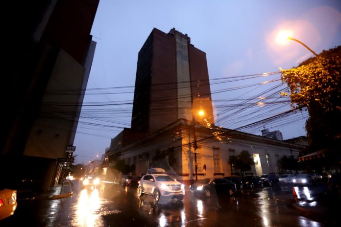 Lunes marcado por tormentas eléctricas, advierte Meteorología