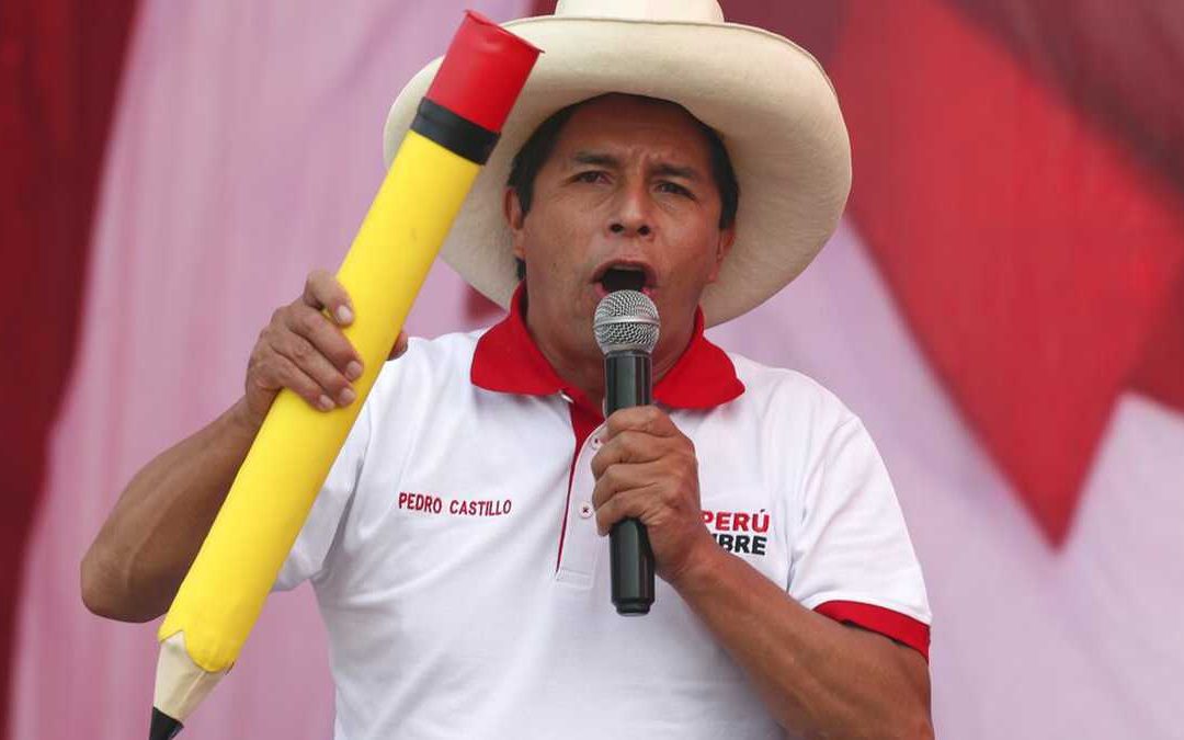 Perú: Pedro Castillo propone castración química para abusadores