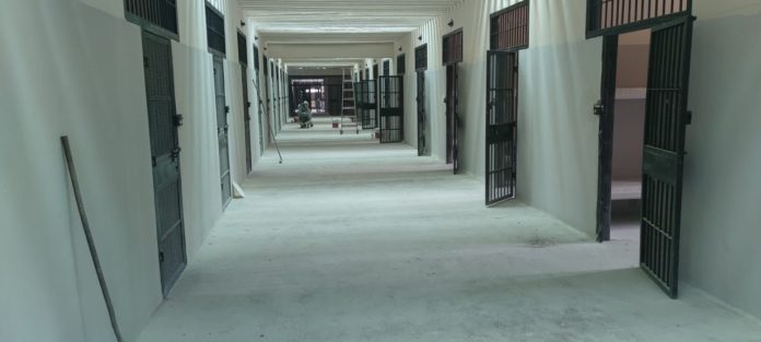Nueva penitenciaría de Emboscada avanza en un 90%