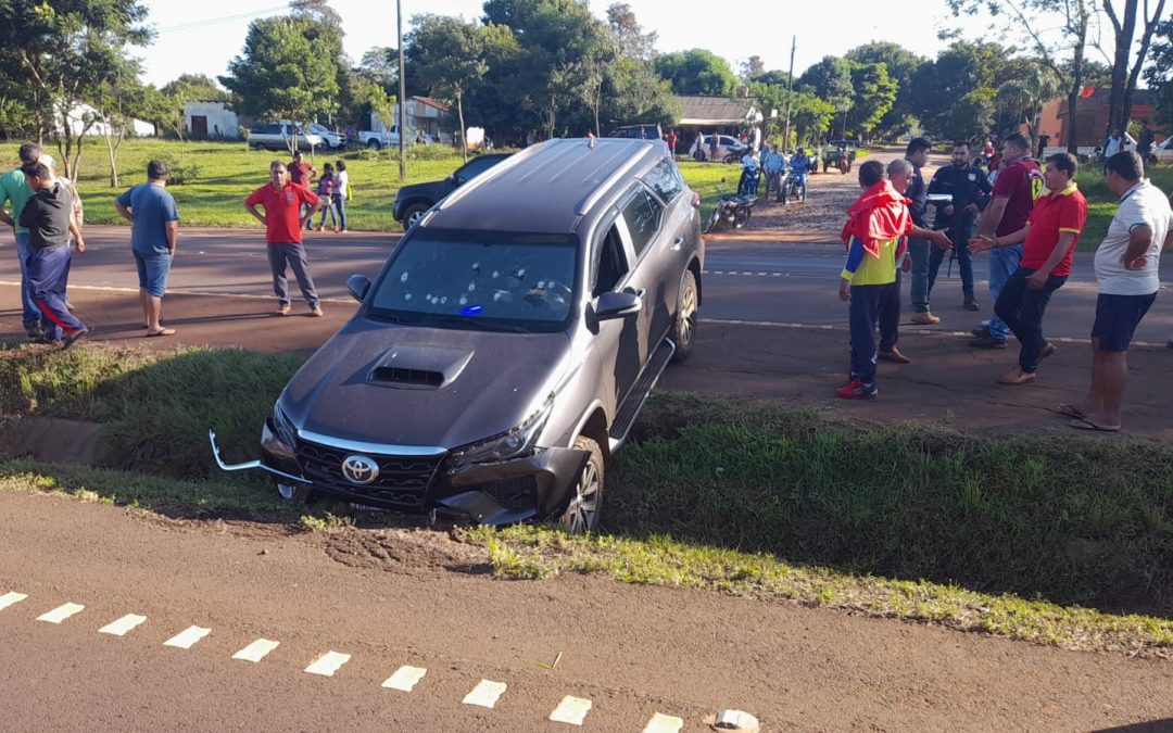 Atentado en Alto Paraná: acribillan camioneta de jefe de Comando Tripartito