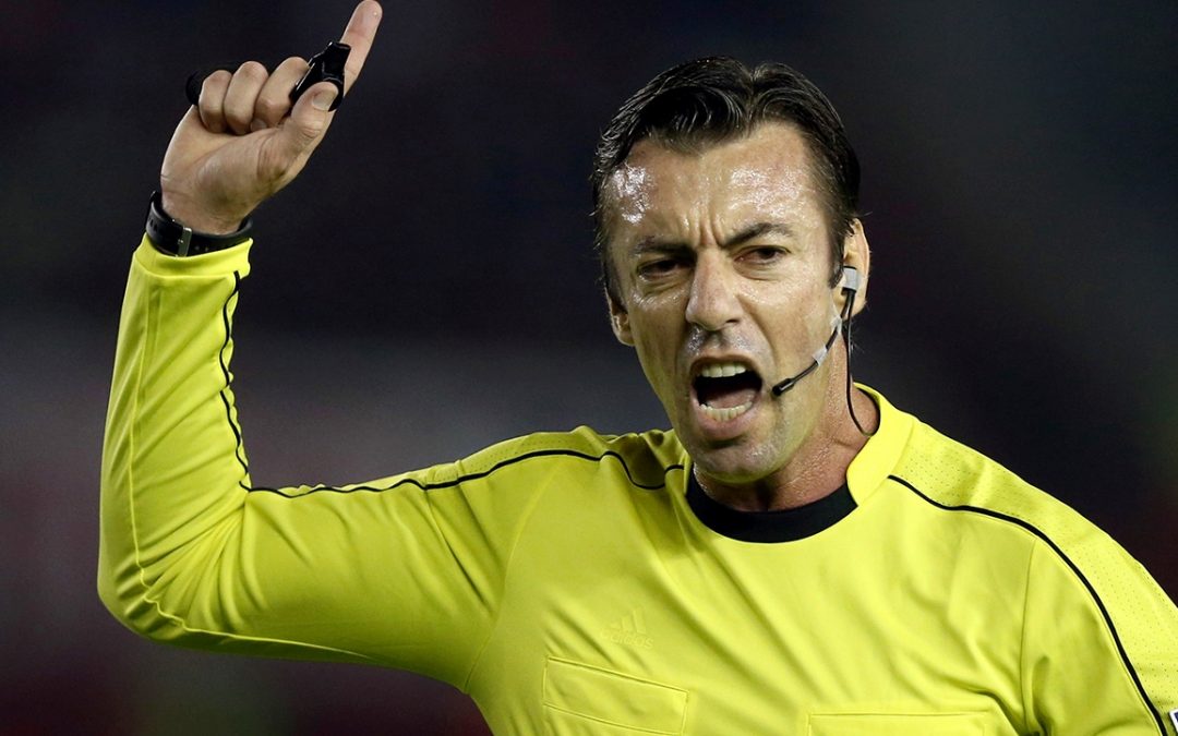 El brasileño Raphael Claus dirigirá el duelo de Cerro ante Colón en Argentina