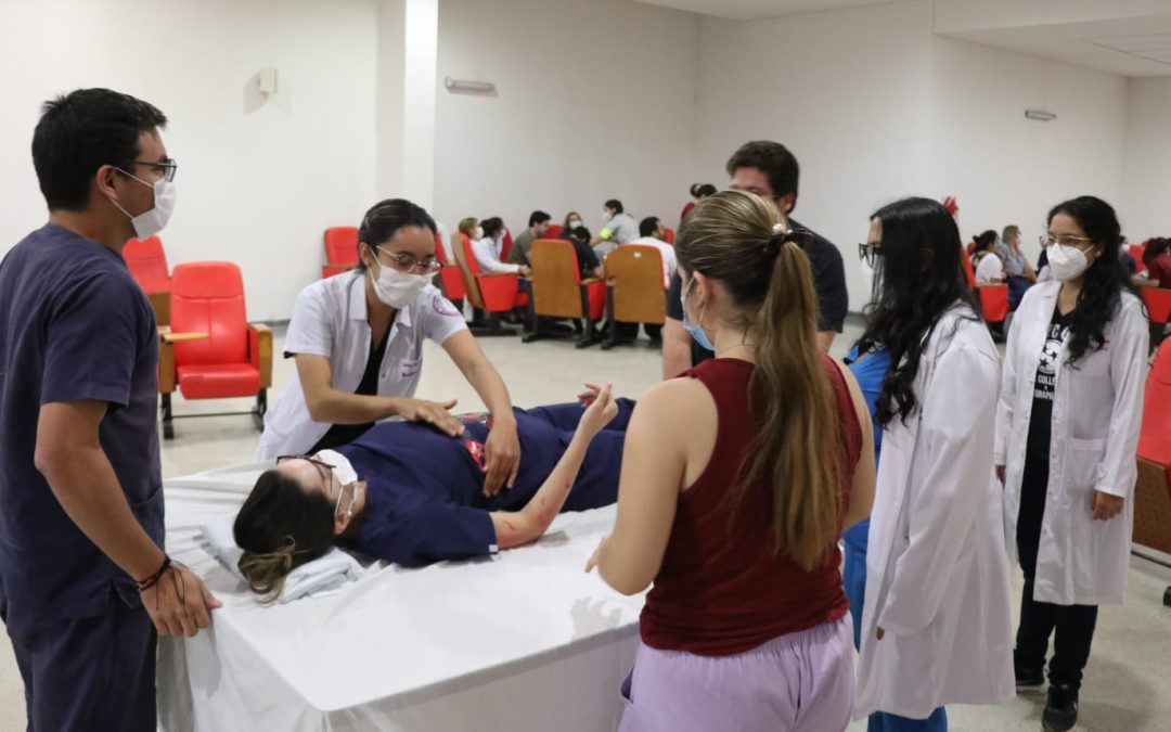 Medicina UNA implementa clases con metodología didáctica