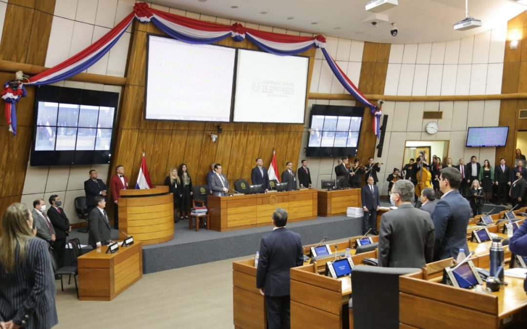 Diputados se carean por ausencias reiterativas y llegadas tardías