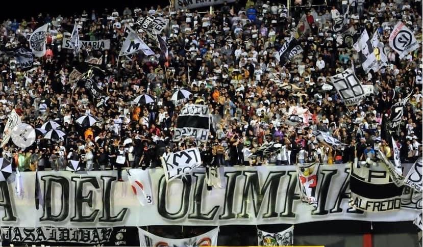 Olimpia recibe multa de USD 5 mil por pelea entre hinchas en Uruguay