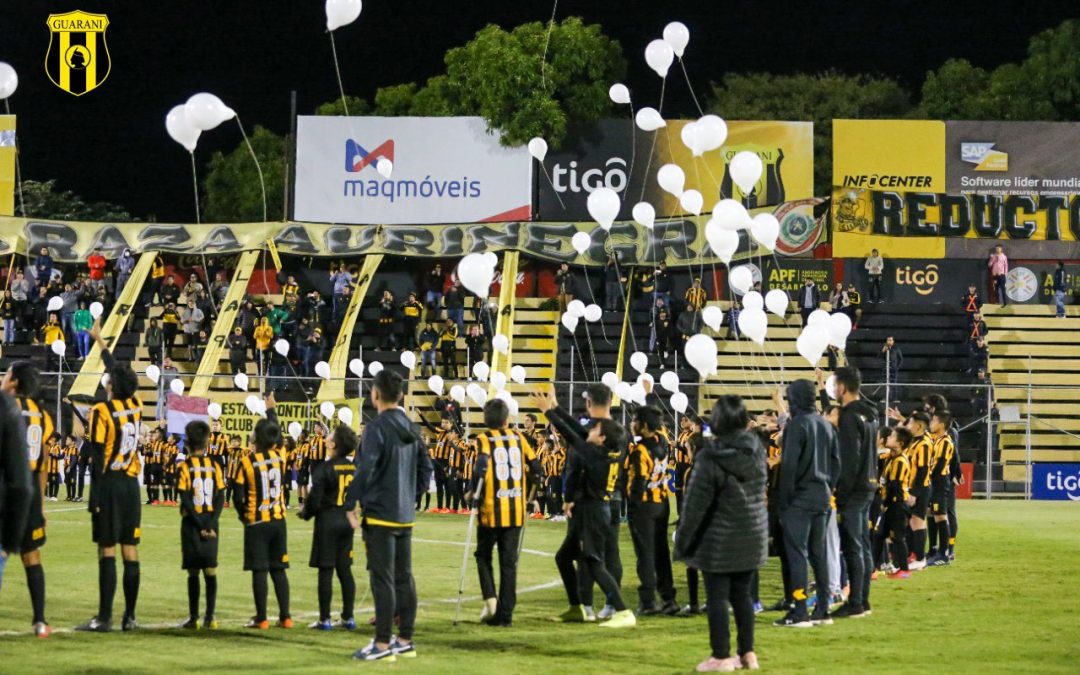 Guaraní vs 12 de Octubre: emotivo homenaje para Marcelo Pecci en el Rogelio Livieres