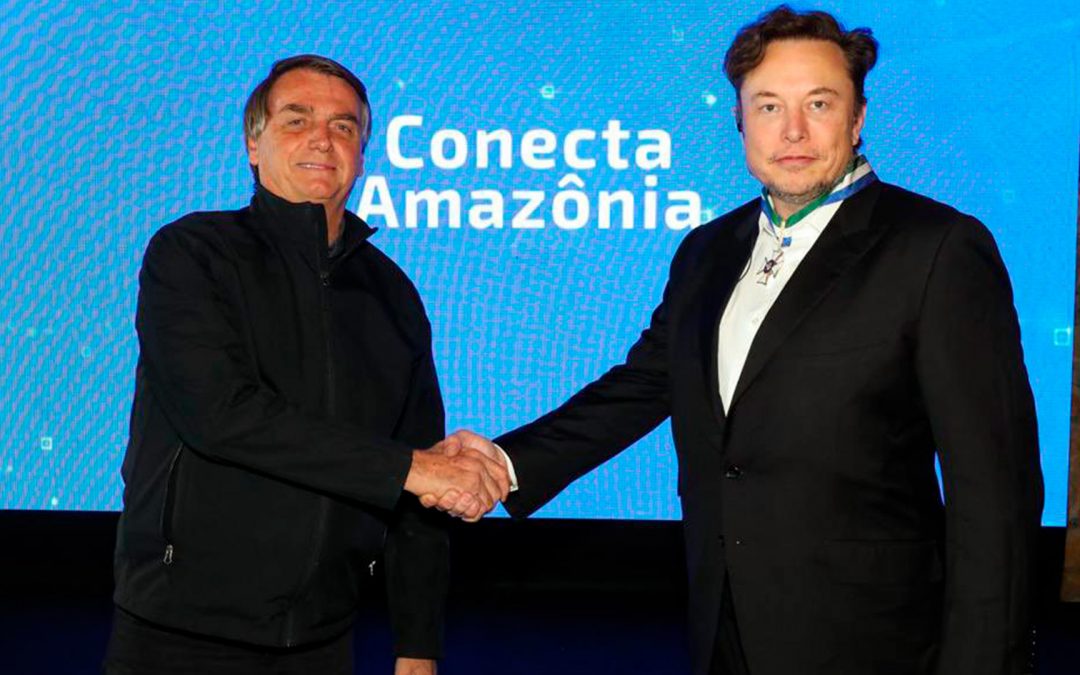 Elon Musk visitó Brasil y anunció junto a Bolsonaro lanzamiento de internet en el Amazonas