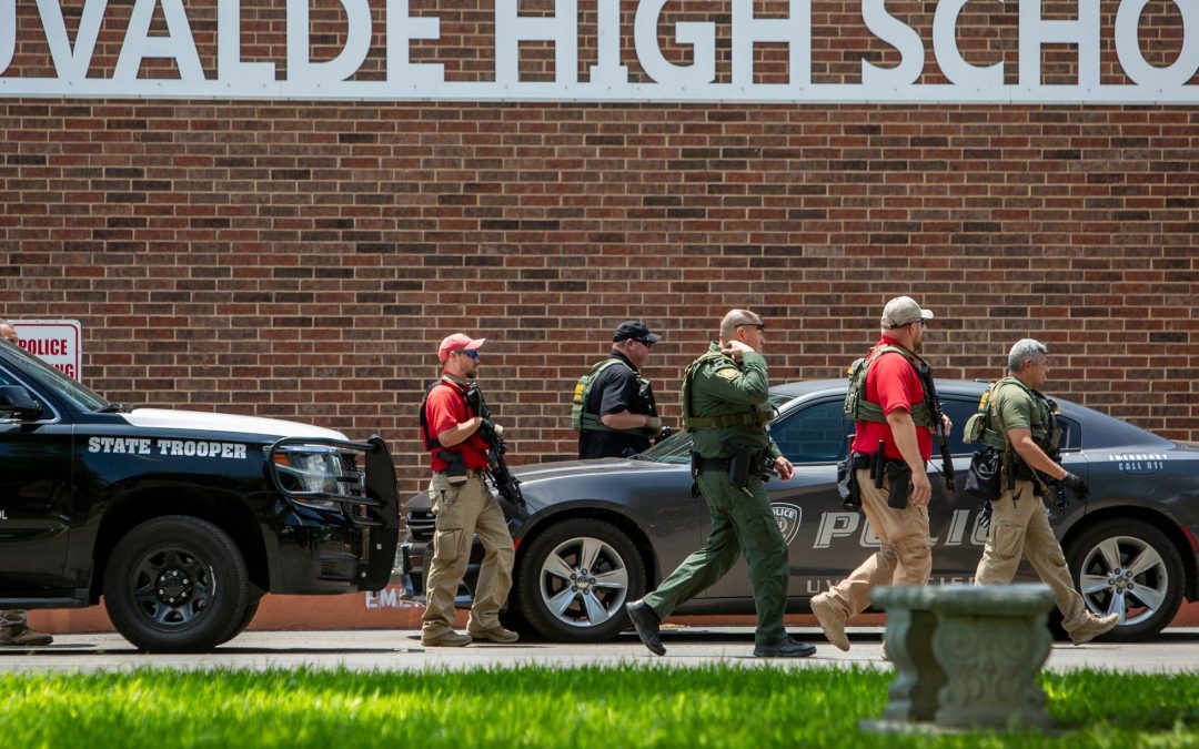Tiroteo en Texas: los dramáticos llamados al 911 que realizaron niños dentro de la escuela