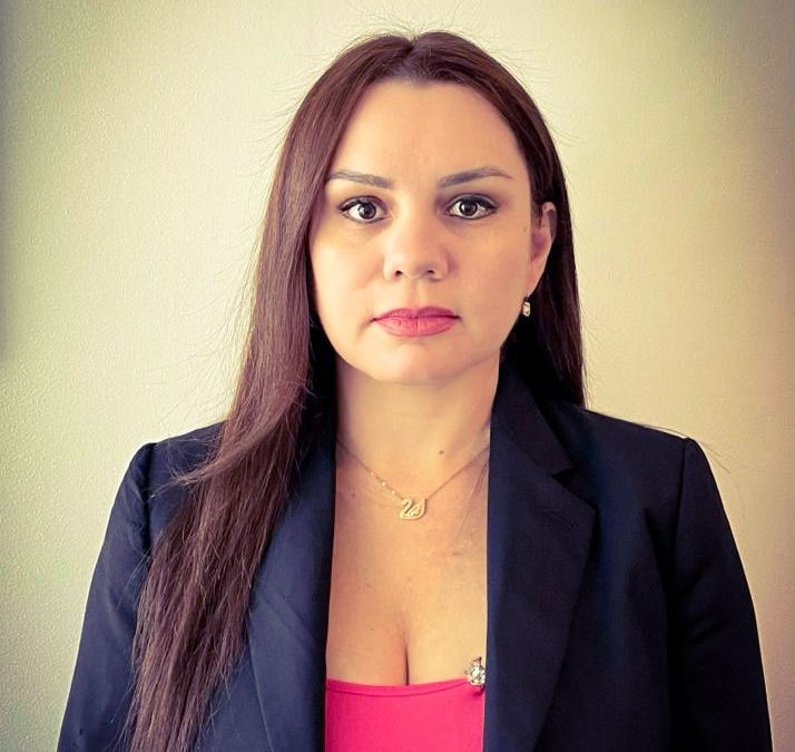Gladys Borja es la nueva titular de la Secretaría de Emergencia Nacional