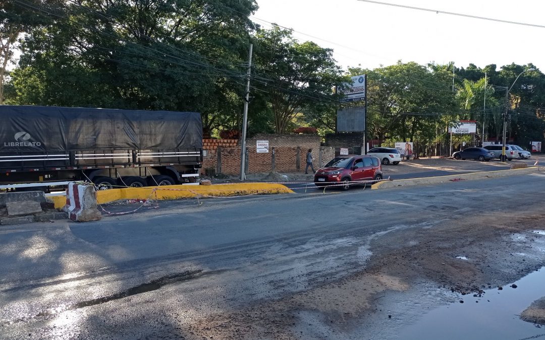 Aseguran que giro a la izquierda sobre avenida Perón fue habilitado sin criterios viales