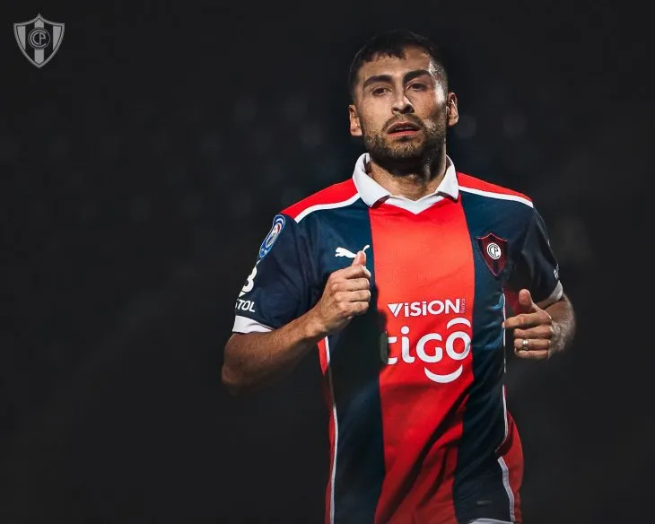 Dirigente de Peñarol sobre “Pachi” Carrizo: “Cerro Porteño sería su destino”