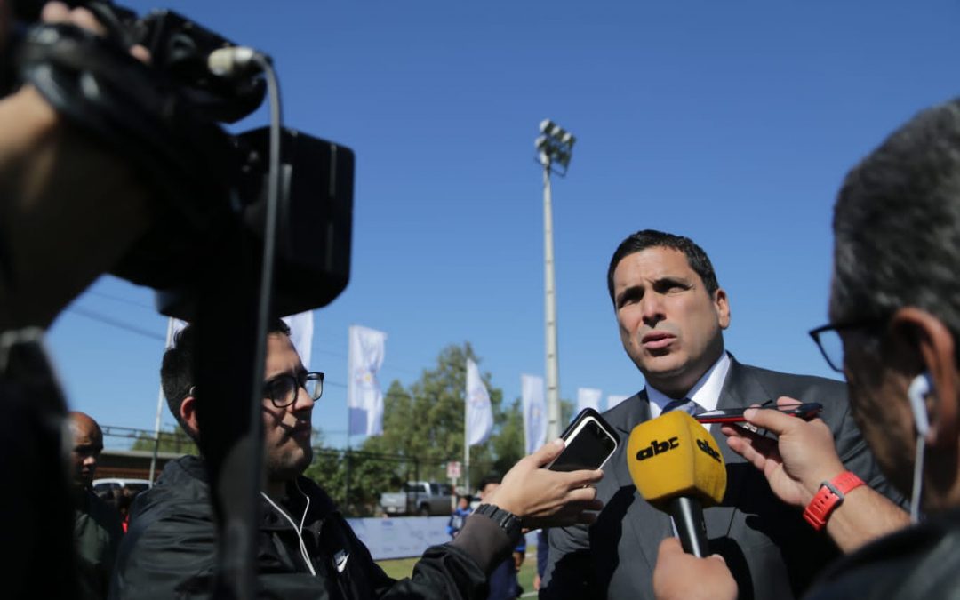 Harrison continúa evaluando si se candidatará de vuelta a la APF