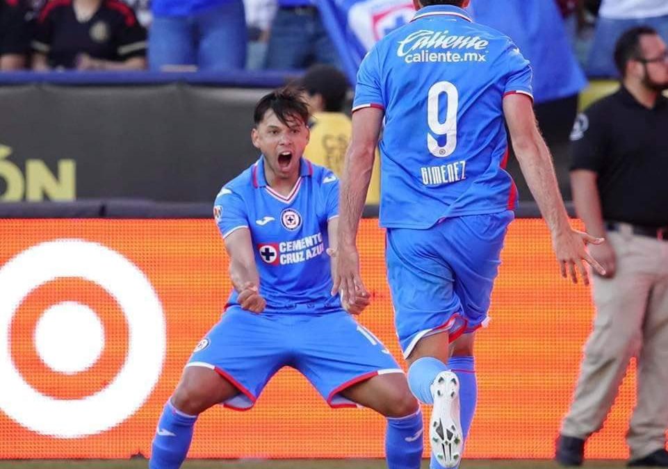 Con gol de Ángel Romero, Cruz Azul se corona campeón de la Supercopa mexicana