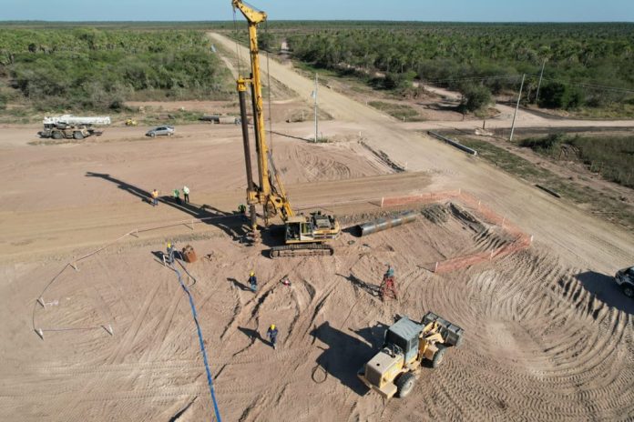Inicia perforación del primer pilote para el puente entre Paraguay y Brasil en el Chaco