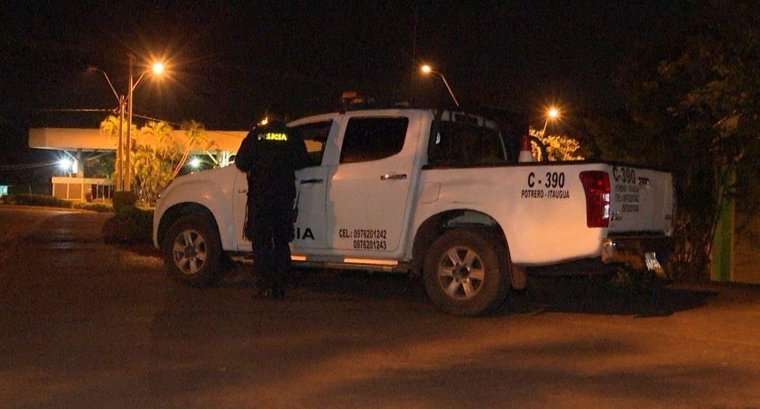 Rescatan a adolescente que habría sido prostituida por su padrastro