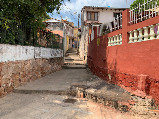 Chacarita: pareja de escasos recursos pide ayuda para continuar dando refugio