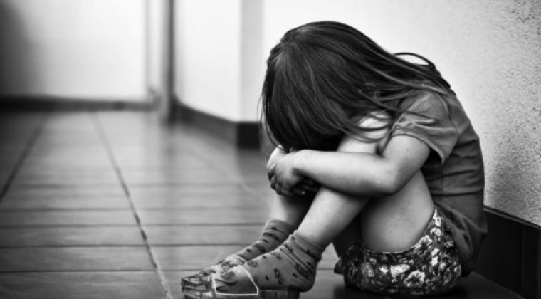 14 años de cárcel para hombre que abusó de su hijastra desde los 5 años
