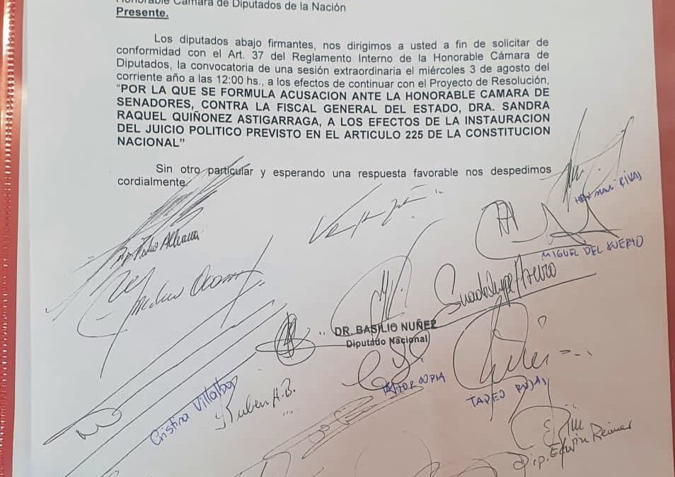 Piden sesión extraordinaria para reanudar análisis del libelo acusatorio contra Quiñónez