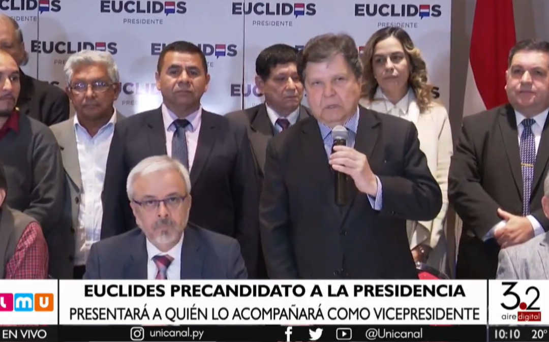 Euclides Acevedo oficializa dupla presidencial con Jorge Querey