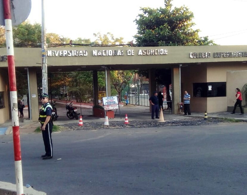 Investigan amenaza de tiroteo en colegio de Sajonia: Nota de advertencia fue hallada en sanitarios