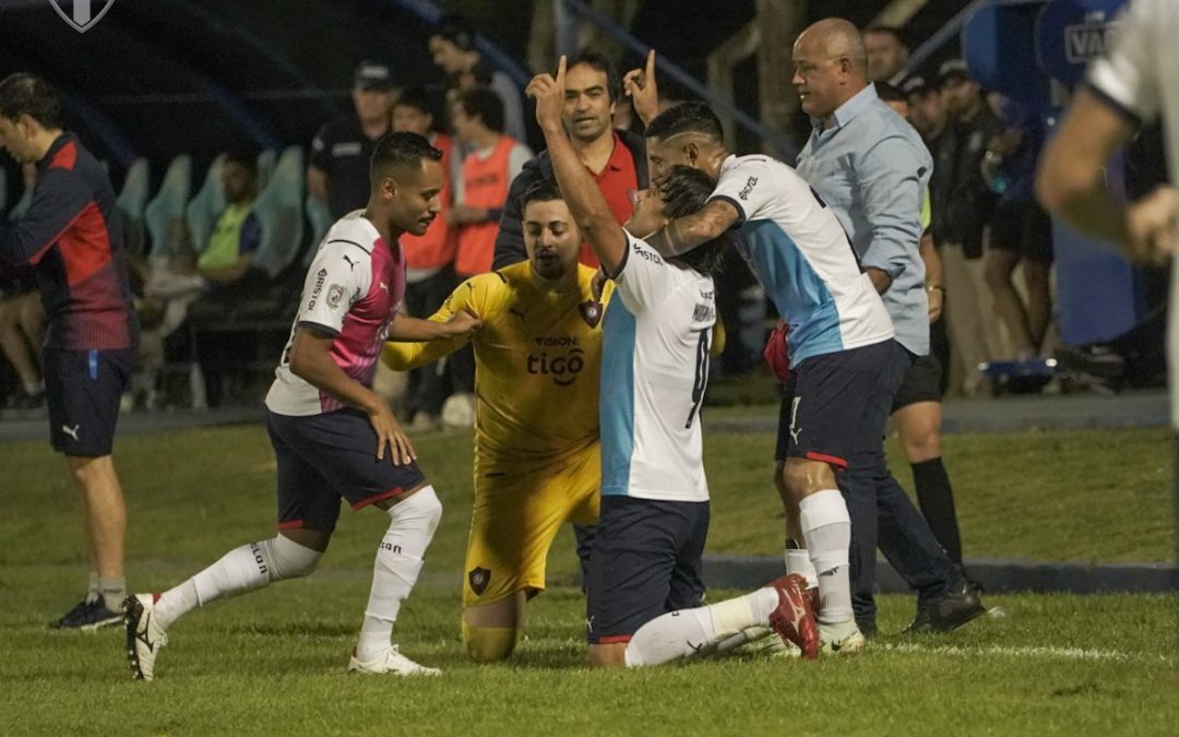 Clausura: Cerro gana con lo justo y se queda en la punta