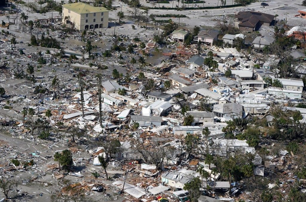 Huracán Ian: al menos ocho muertos y ciudades devastadas en Florida