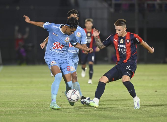 Cerro mide a Resistencia con la obligación de ganar para seguir en la pelea