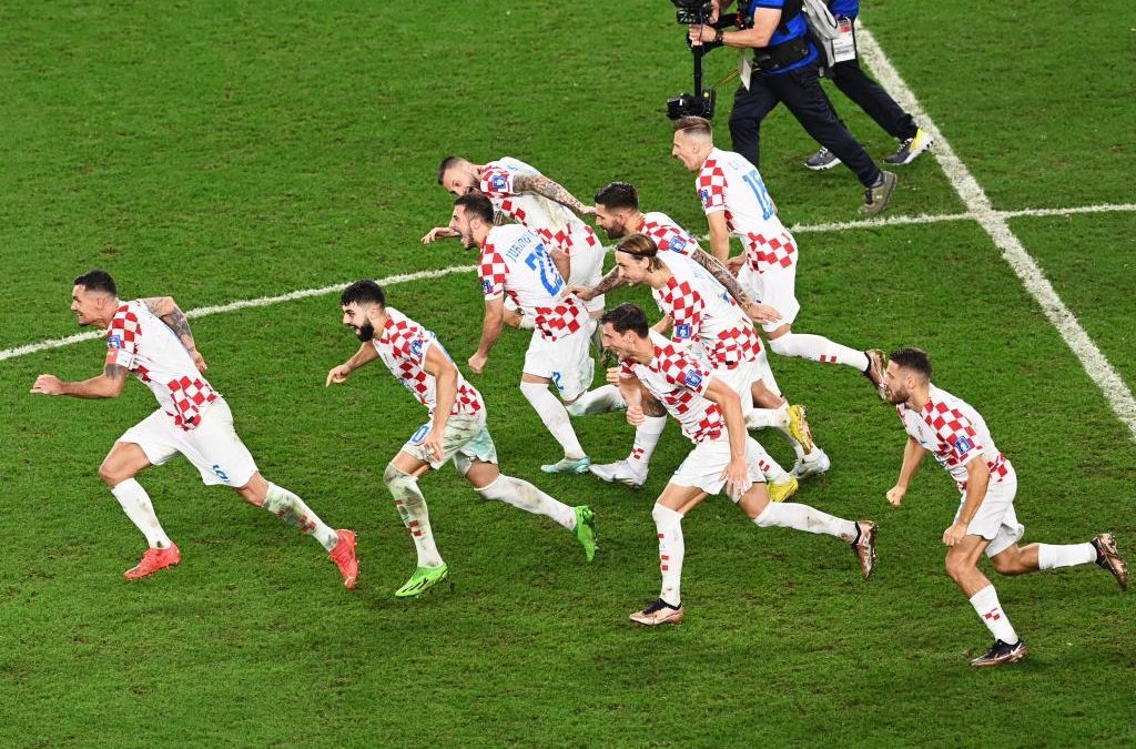Croacia definió su pase a cuartos en penales ante Japón