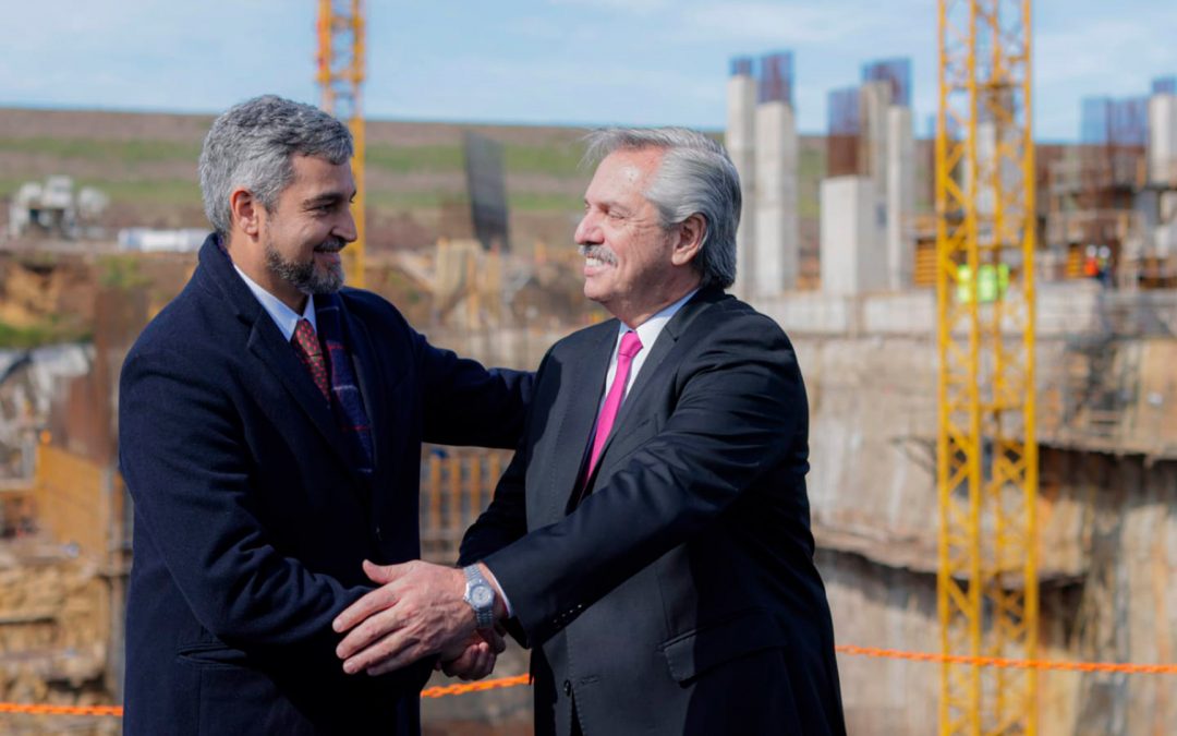 Abdo anuncia construcción de puente entre Pilar y Puerto Cano