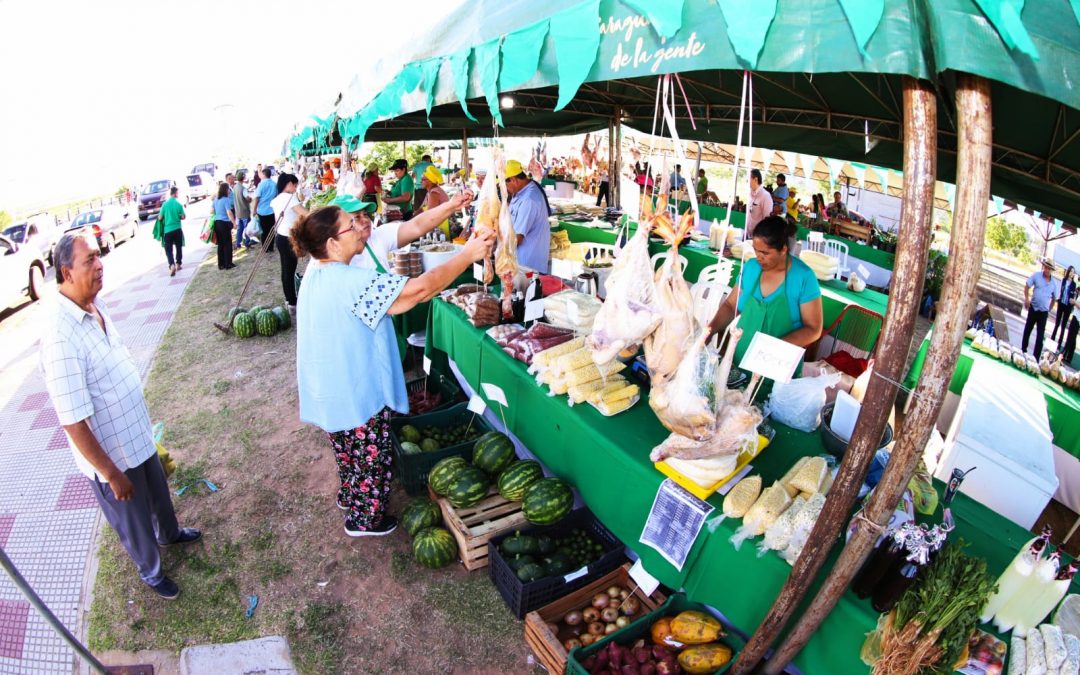 Feria de Agricultura Familiar se extenderá hasta las 21:00 en la Costanera