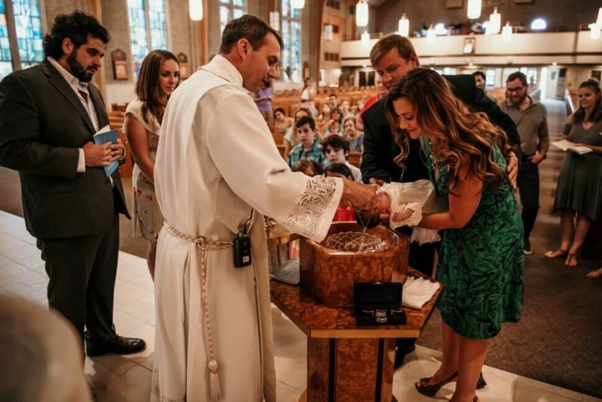 Italia: bautismos y confirmaciones sin padrinos ni madrinas por tres años