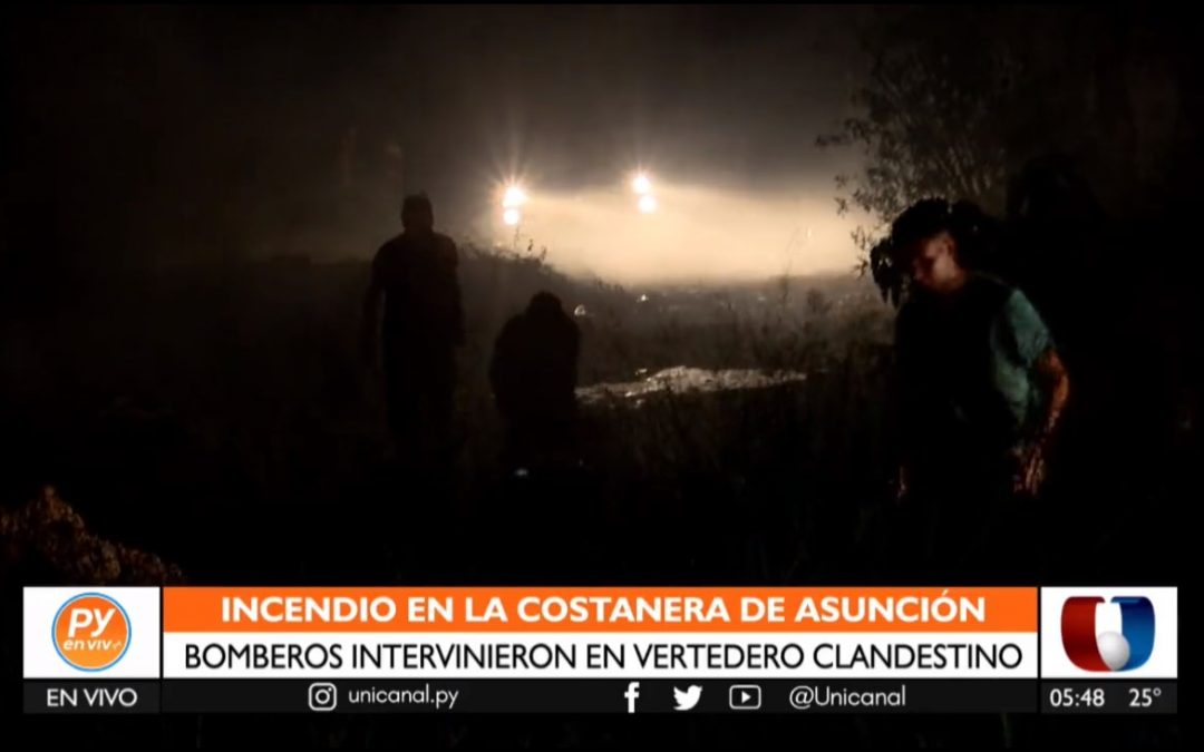 Zona Costanera: Bomberos logran contener incendio en vertedero clandestino