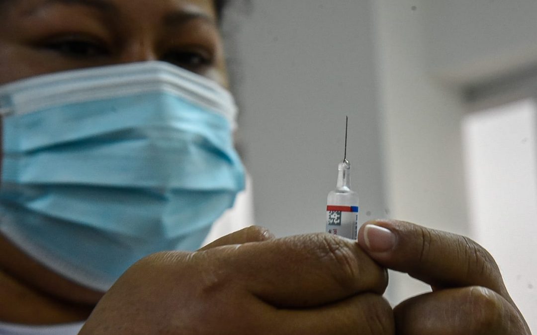 Instan a pacientes diabéticos a vacunarse para evitar complicaciones