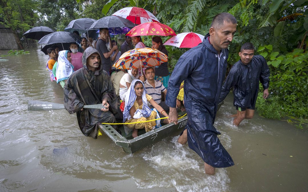 Sube a 41 la cifra de muertos por las fuertes lluvias en India
