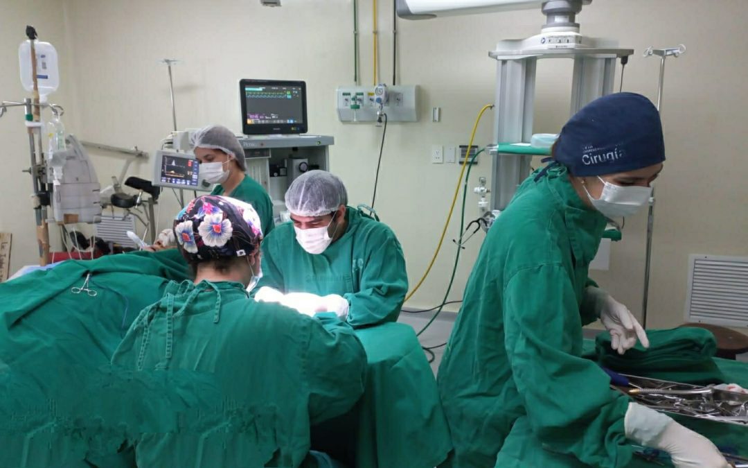 Clínicas – FCM UNA realizó con éxito jornada de cirugías de mano