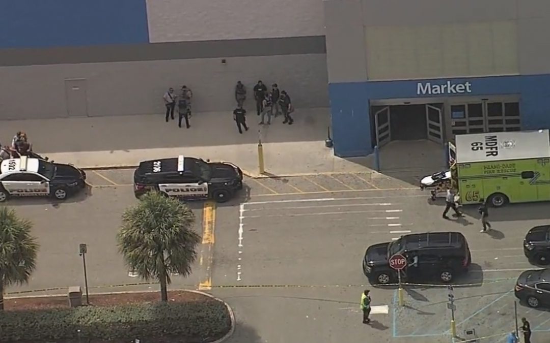 Tres heridos durante un tiroteo en un supermercado de Florida