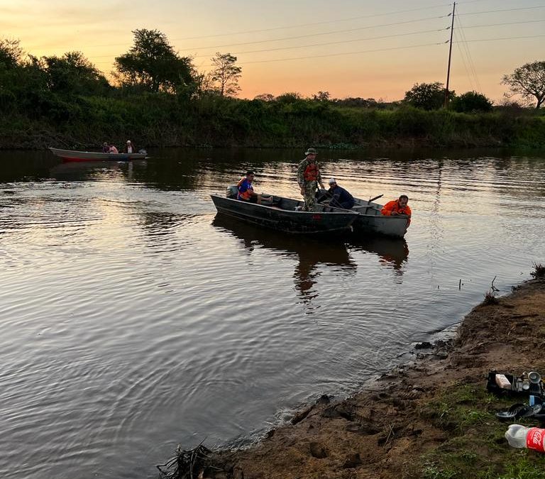 Hallan cuerpos de padre e hijo en el río Paraguay