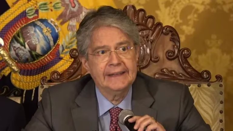 Presidente de Ecuador no asistirá al traspaso de mando, confirmó embajador paraguayo
