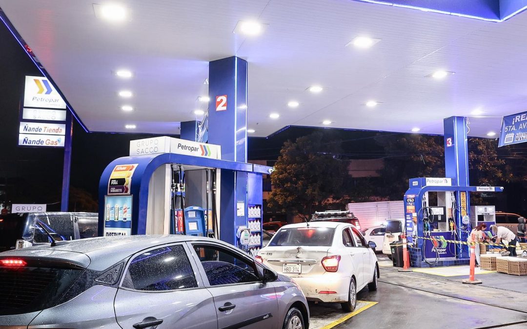 Petropar mantendrá precios de combustible hasta finales de octubre