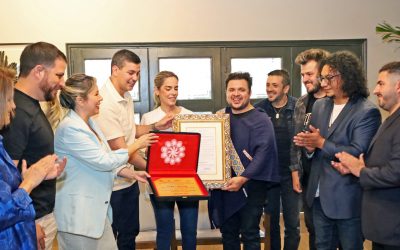 Gobierno brinda reconocimiento a Tierra Adentro por su nominación al Grammy Latino