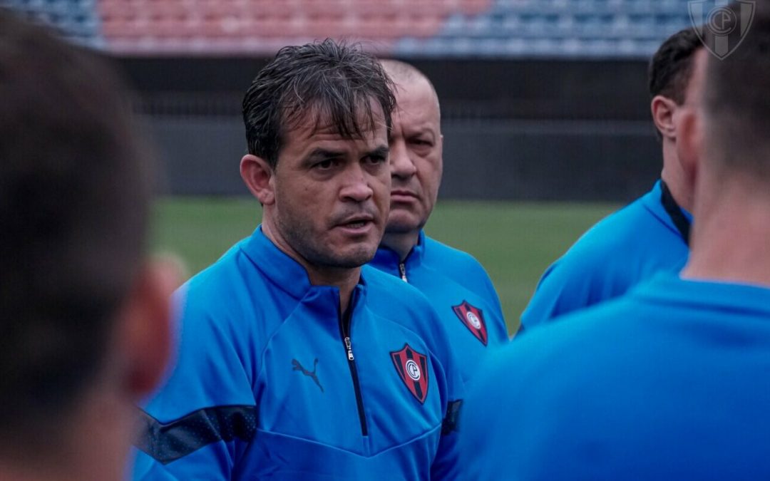 Cerro Porteño oficializa la salida del entrenador Diego Gavilán