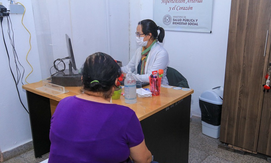 Horario nocturno ayudó a descomprimir Hospital de Villa Elisa, resalta ministra