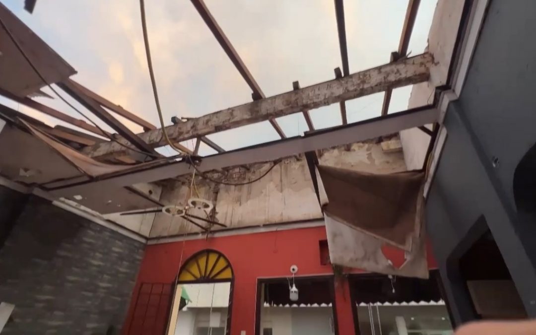 Fuertes vientos causan destrozos y daños materiales en Concepción