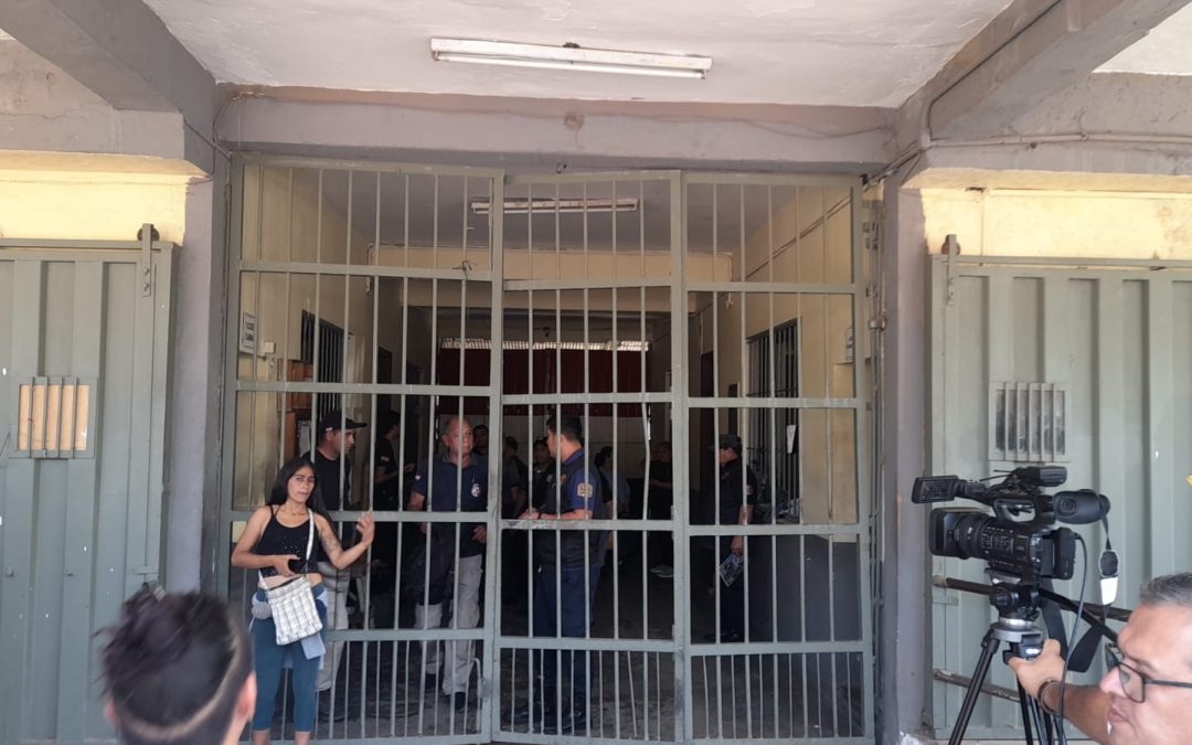 Reportan posible motín en penitenciaría de Tacumbú